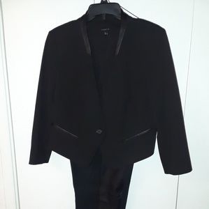 Ann Taylor Womans Business Suit